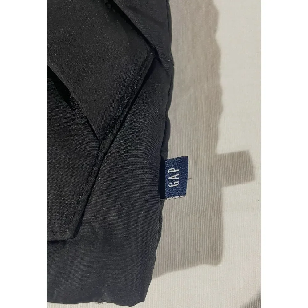 GAP vest that